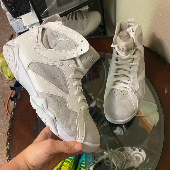 Jordan 7 pure platinum - Picture 3 of 5